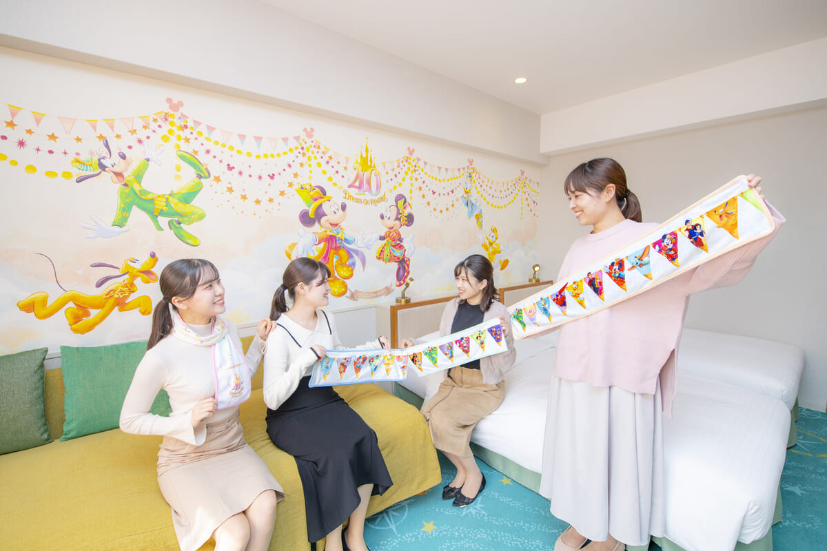 オリジナルフリースマフラー4種セット！東京ディズニーセレブ