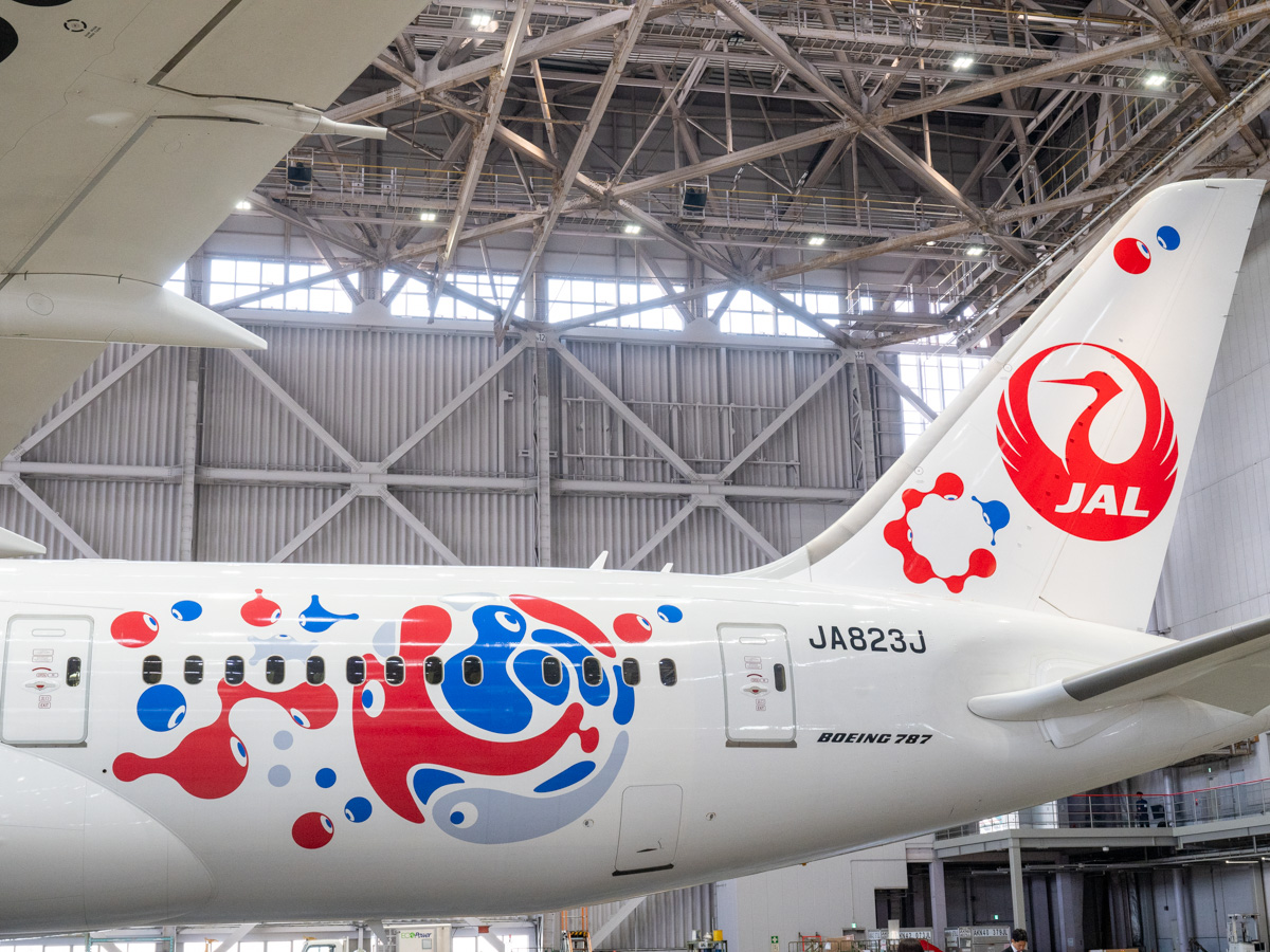 大阪・関西万博開催記念！「JAL ミャクミャクJET」2号機