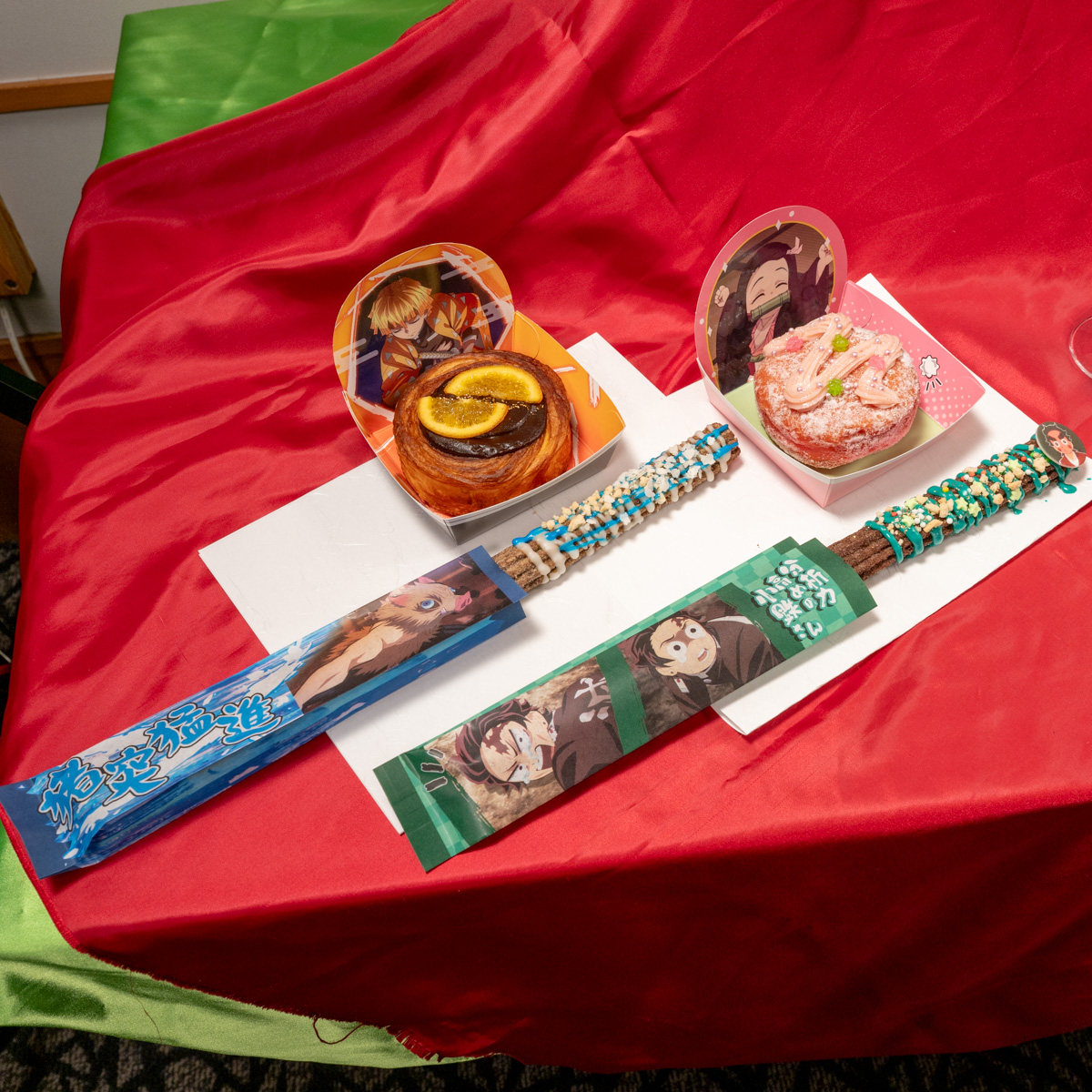 炭治郎のチュリトスや禰󠄀豆子のドーナツ！ユニバーサル・スタジオ