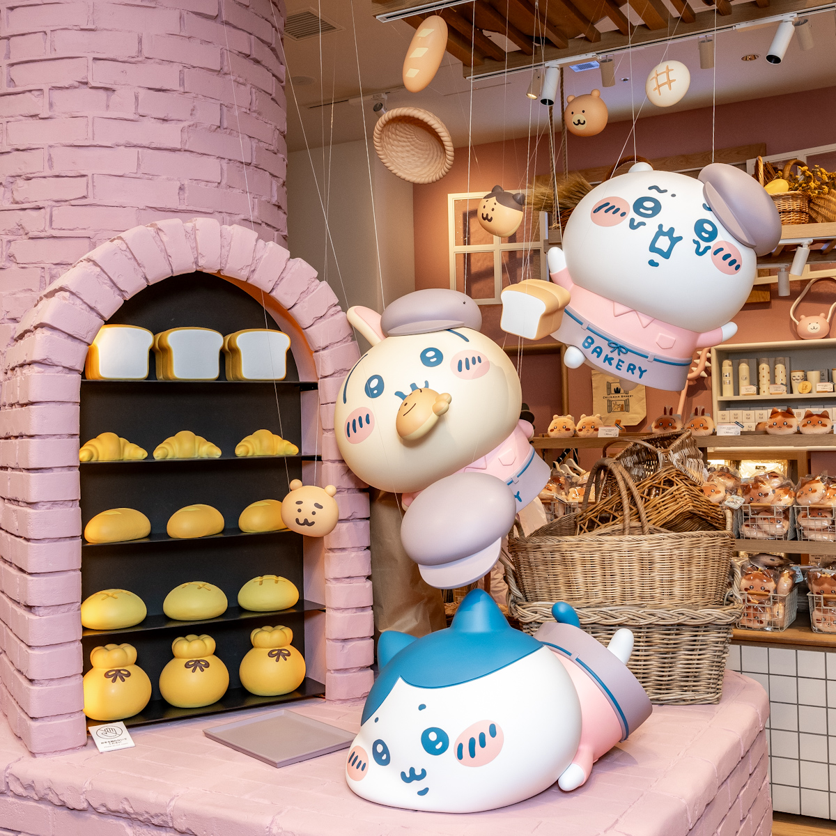 ここでしか買えないパンや焼き菓子、グッズも！東急プラザ表参道