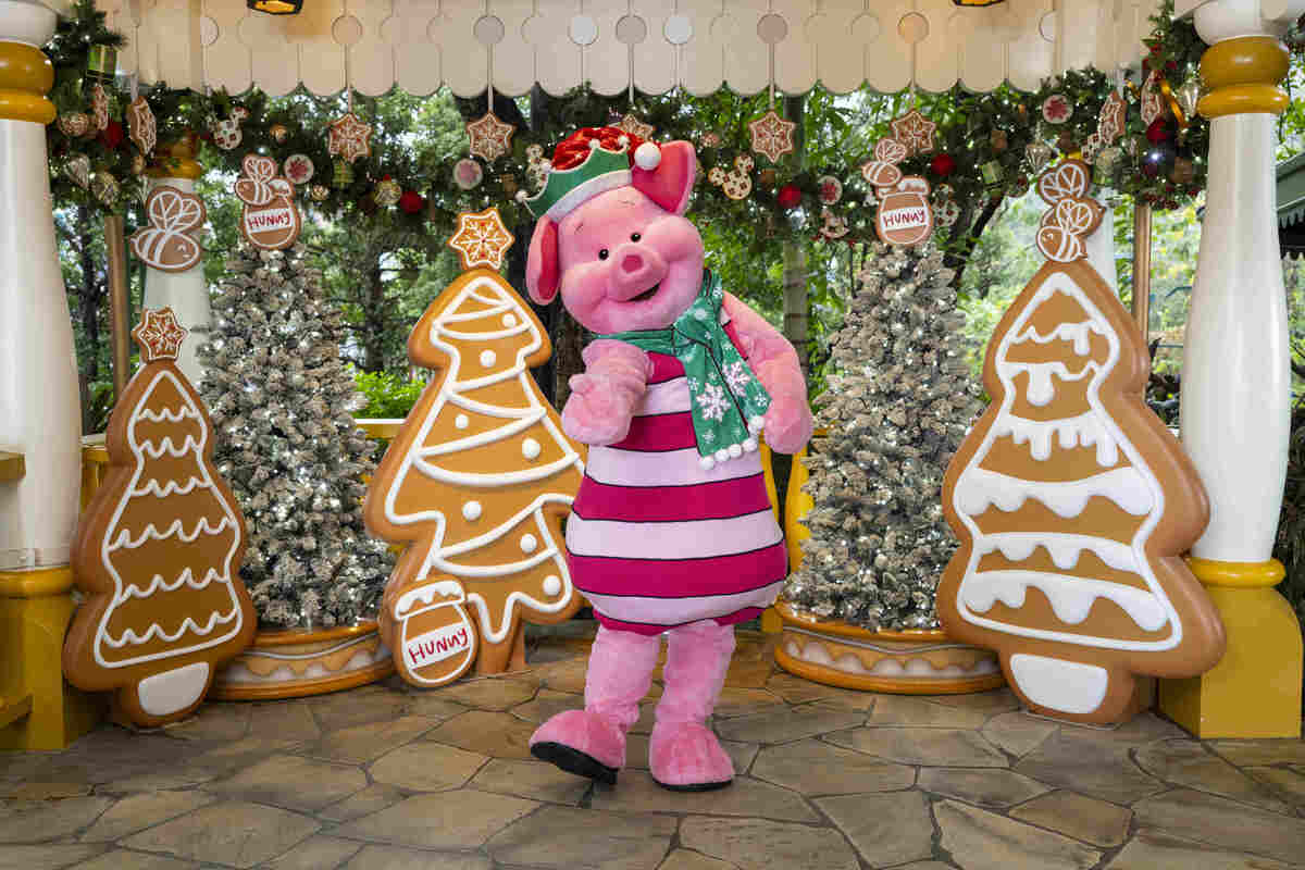 新コスチュームの「くまのプーさん」たち！香港ディズニーランド