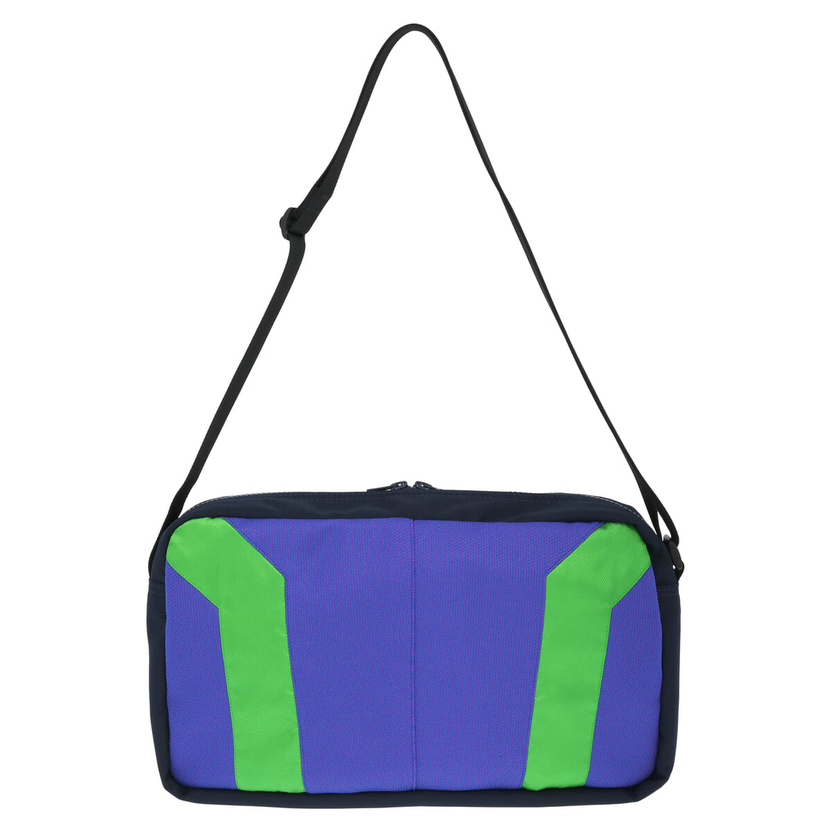 バズ・ライトイヤーのアストロブラスター」などのコスチュームをアップ