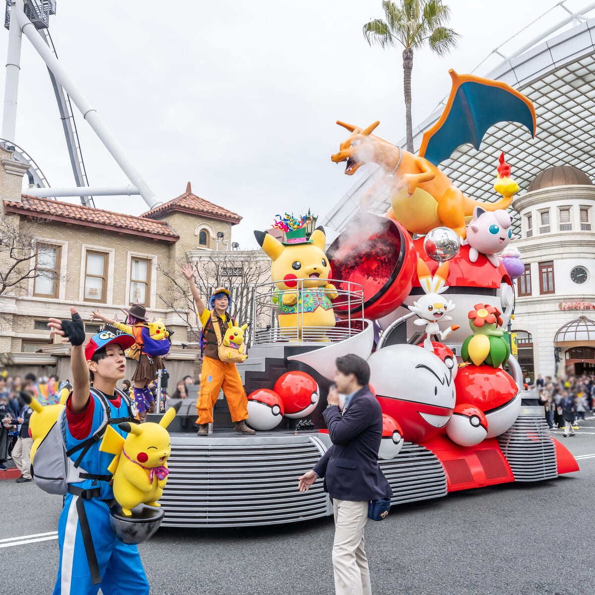 25匹の特別コスチュームピカチュウが登場！ユニバーサル・スタジオ