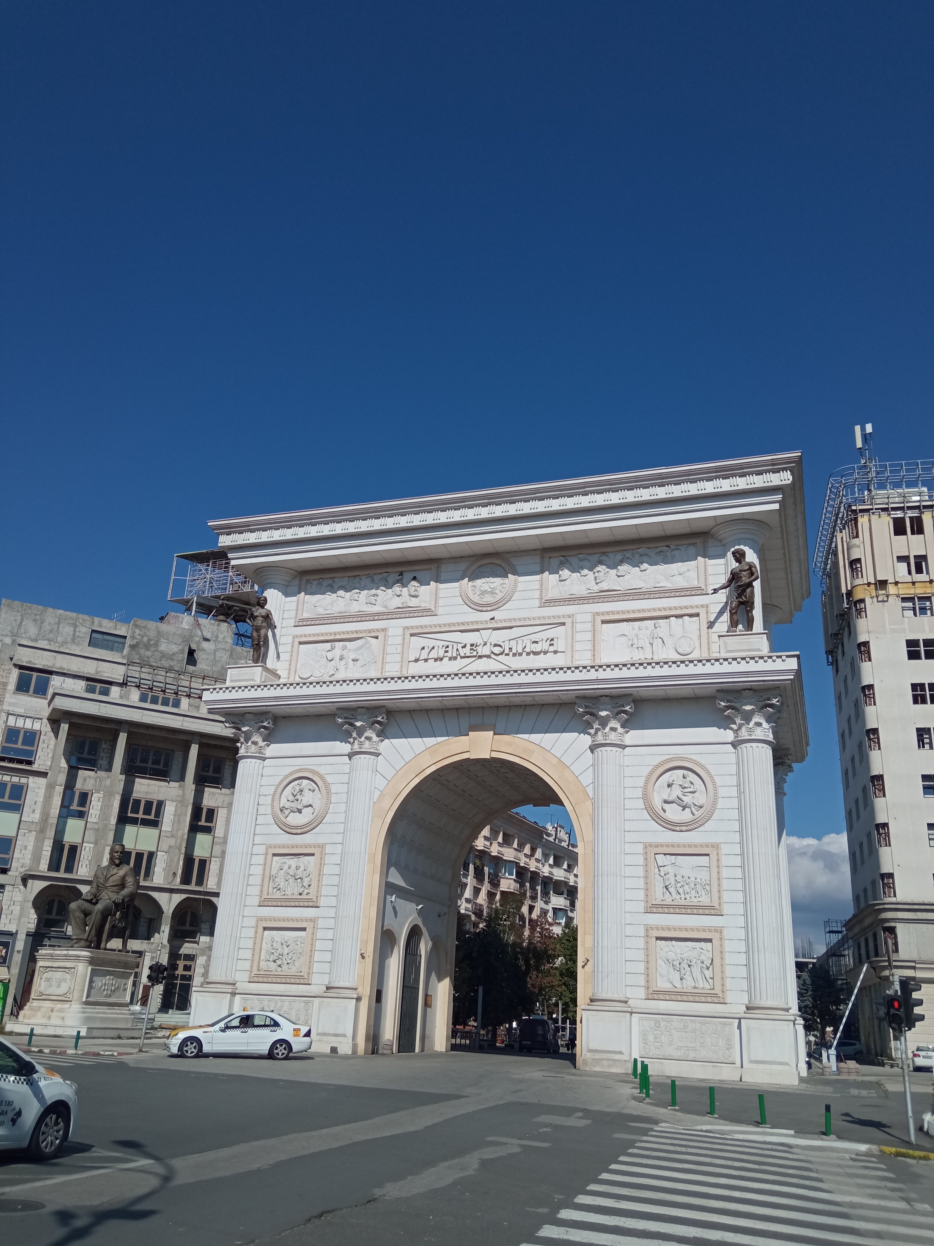 2026年 北マケドニア凱旋門 - 出発前に知っておくべきことすべて