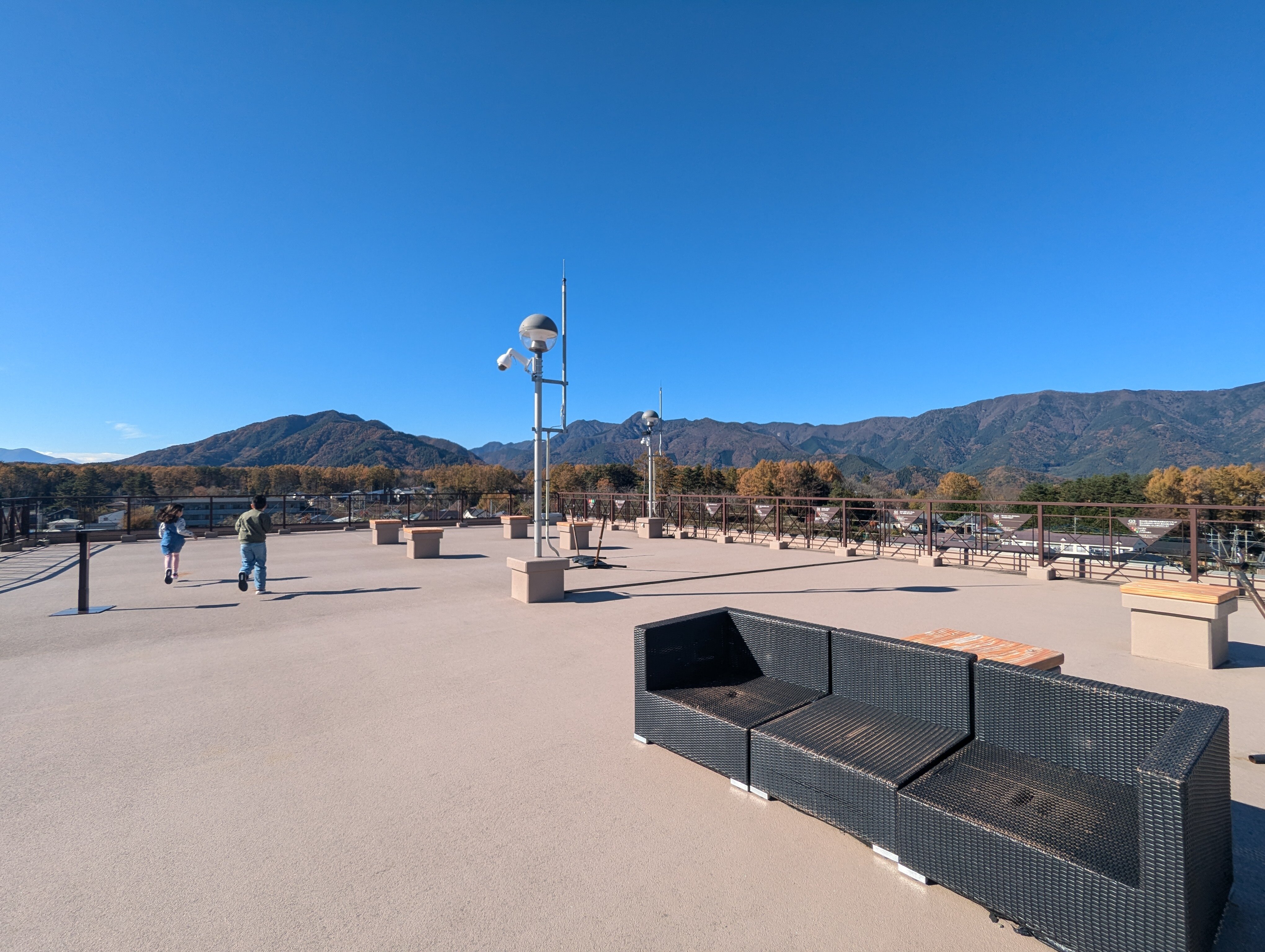 caption.jpg?w=1200&h=1200&s=1