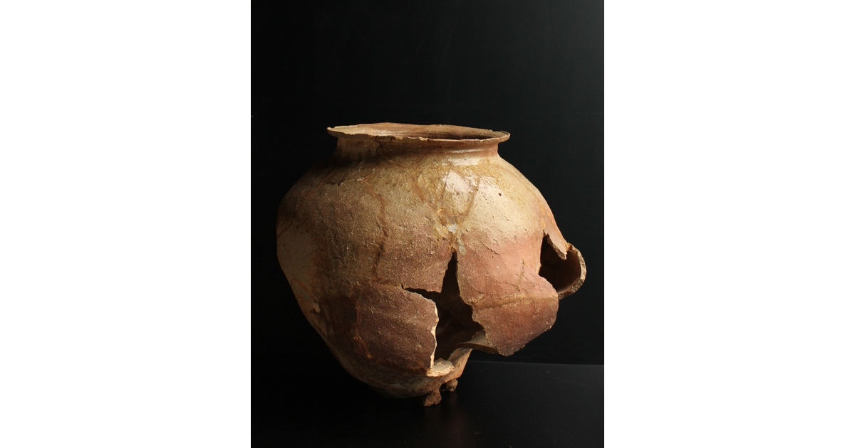 常滑破れ大壺 S2898｜骨董店 のびる 古美術 骨董 和風建具 蔵戸 買取の