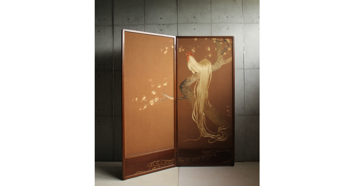 尾長鶏 刺繍画 衝立 Z672｜骨董店 のびる 古美術 骨董 和風建具 蔵戸