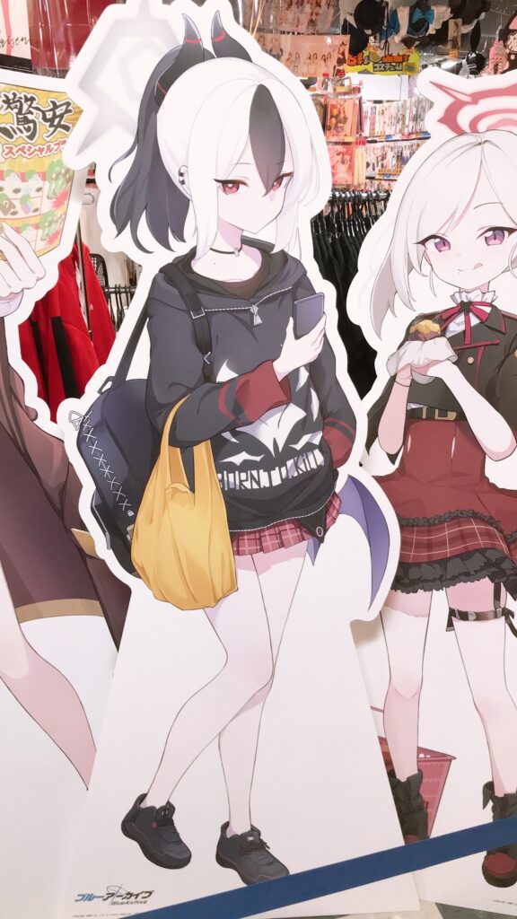 ブルアカ】「ブルーアーカイブ」×「ドンキ」ホーテ「コラボ」にいって