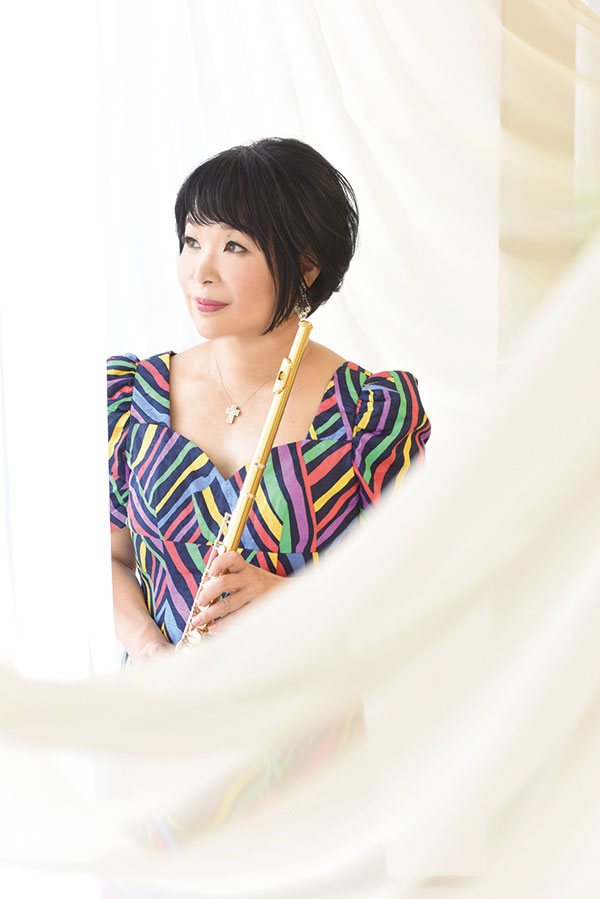 紫園 香（フルート） – ぶらあぼONLINE | クラシック音楽情報ポータル