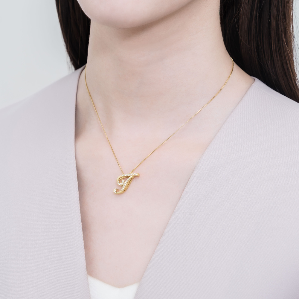 新品] ユキザキ アルファ イニシャルペンダントトップ【T】Sサイズ