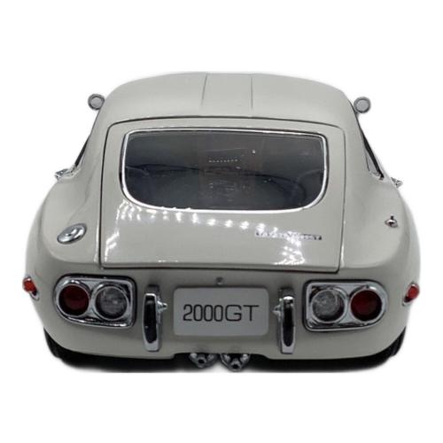 EBBRO (エブロ) モデルカー 1/24 TOYOTA 2000GT(ホワイト)｜トレファク