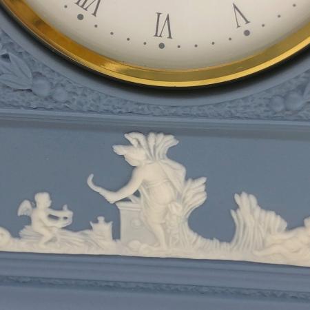 Wedgwood (ウェッジウッド) 置時計 ジャスパー ペールブルー マントル