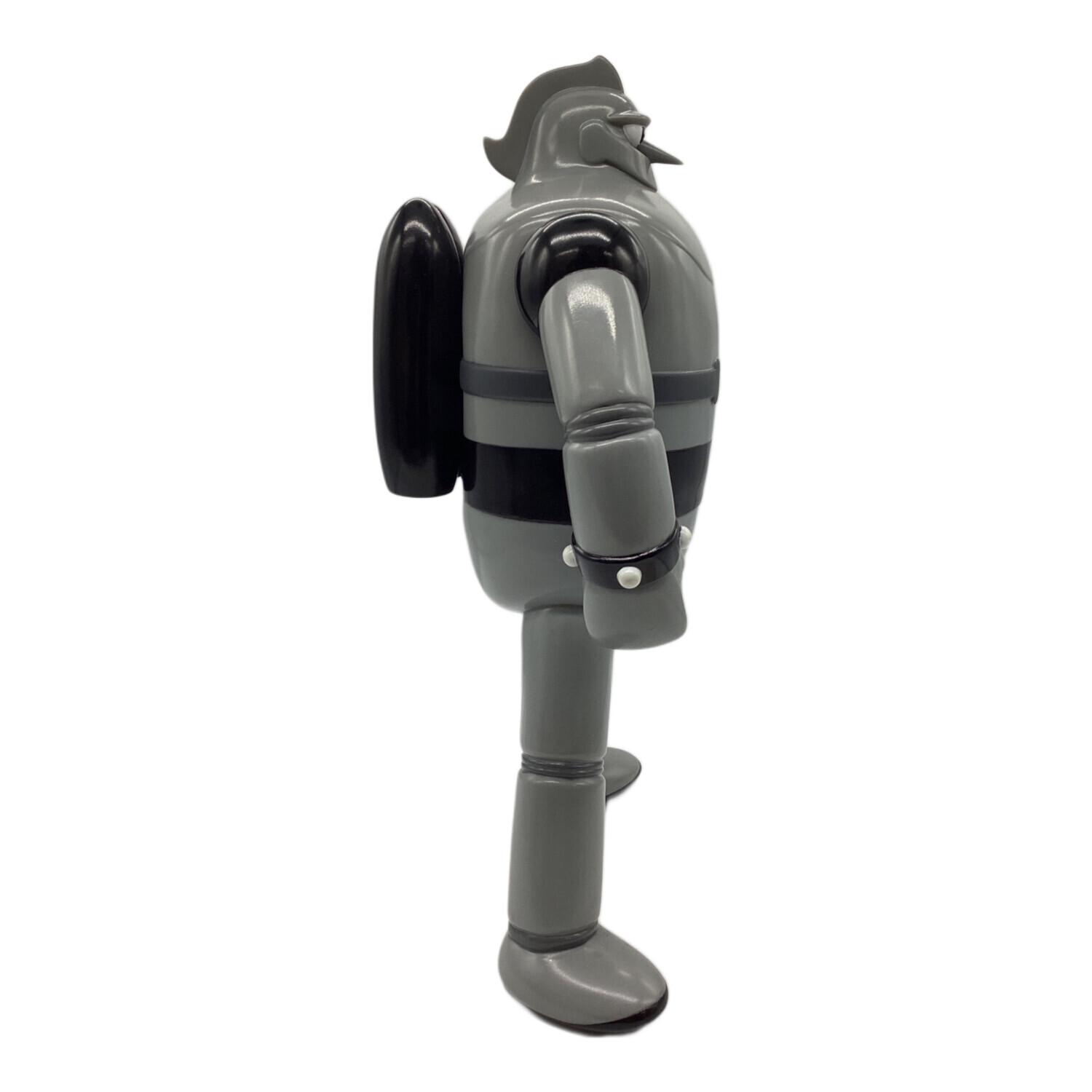 鉄人28号 鉄人28号（モノクロVer.）ソフビフィギュア｜トレファクONLINE