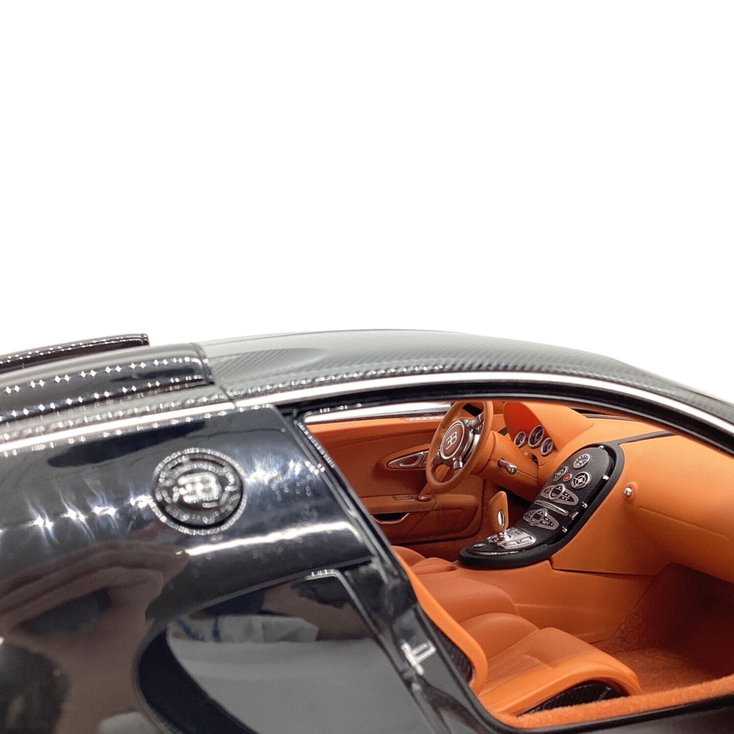 AUTOart (オートアート)モデルカー1/18ブガッティ EB 16.4ヴェイロン