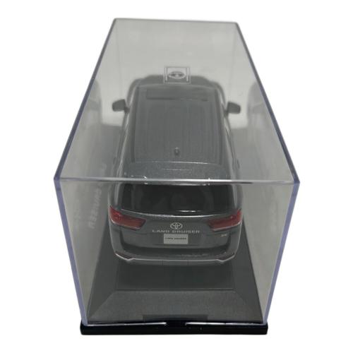 TOYOTA (トヨタ) ランドクルーザー 1/30 ダイキャスト製 ミニカー
