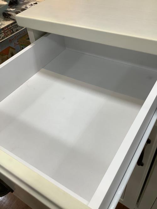 ニトリ キッチンカウンター ホワイト 3枚扉 引き出し付き ミランダ