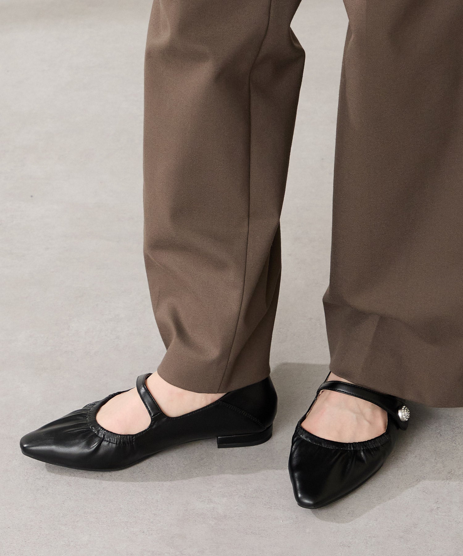 ギャザーデザインメリージェーンパンプス/52316 – ORIENTALTRAFFIC