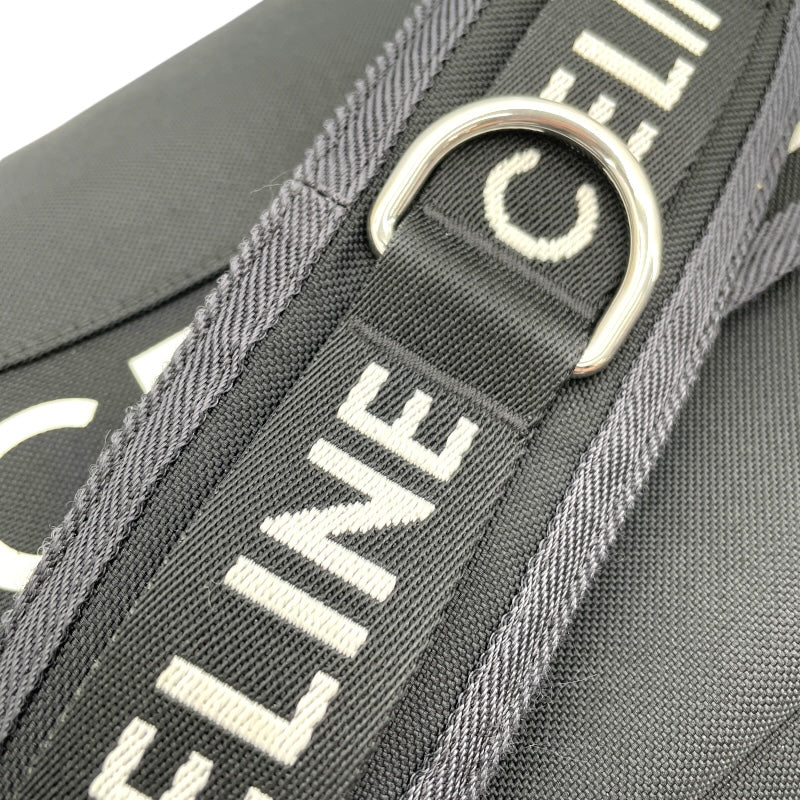 セリーヌ CELINE トレッキングメッセンジャー ブラック キャンバス