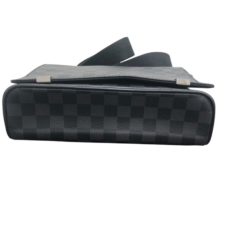 ルイ・ヴィトン LOUIS VUITTON ディストリクトPM N41260 ブラック