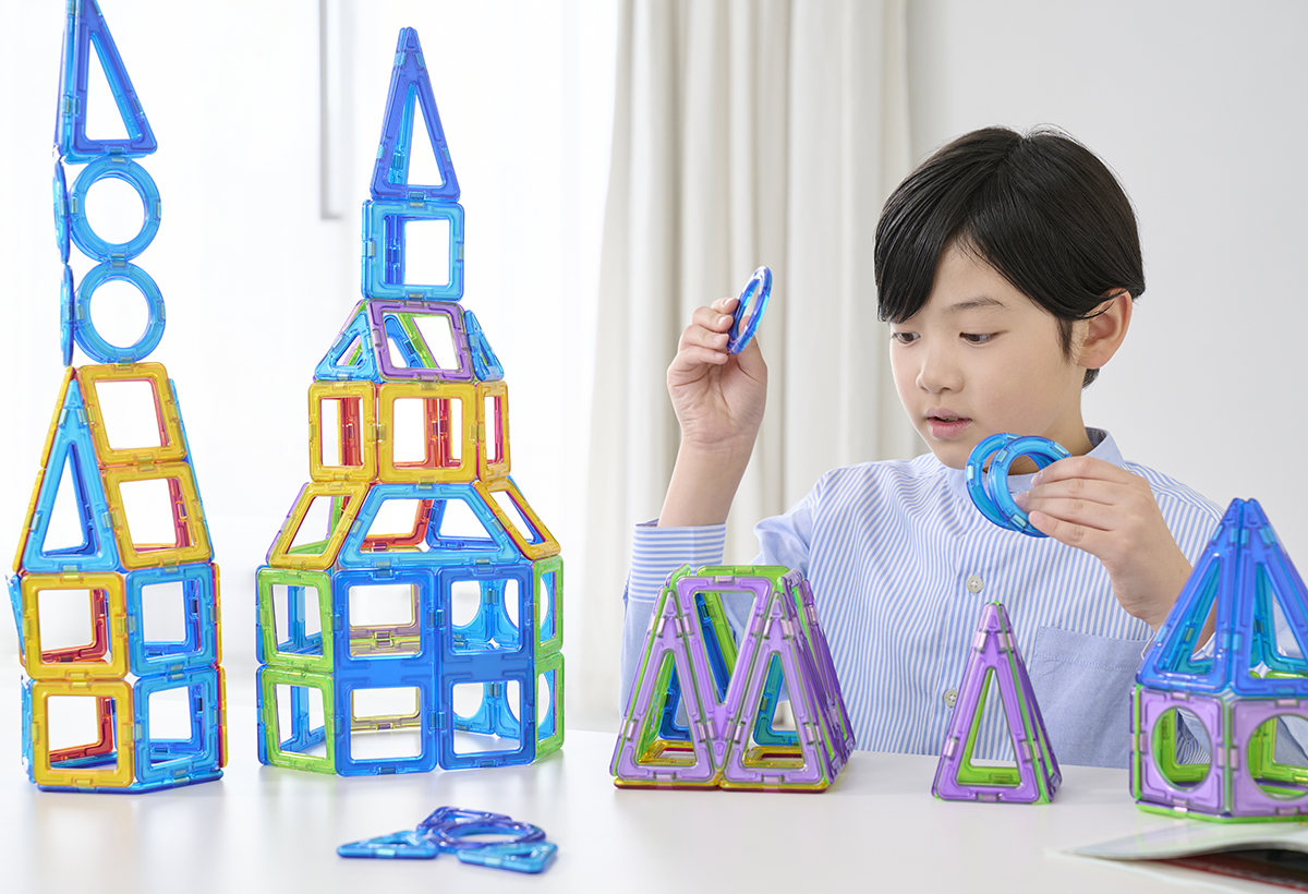マグフォーマー特集 | ボーネルンド オンラインショップ。世界中の知育