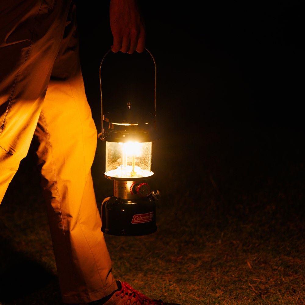ワンマントルランタン(レッド)の通販｜キャンプ用品のコールマン【公式