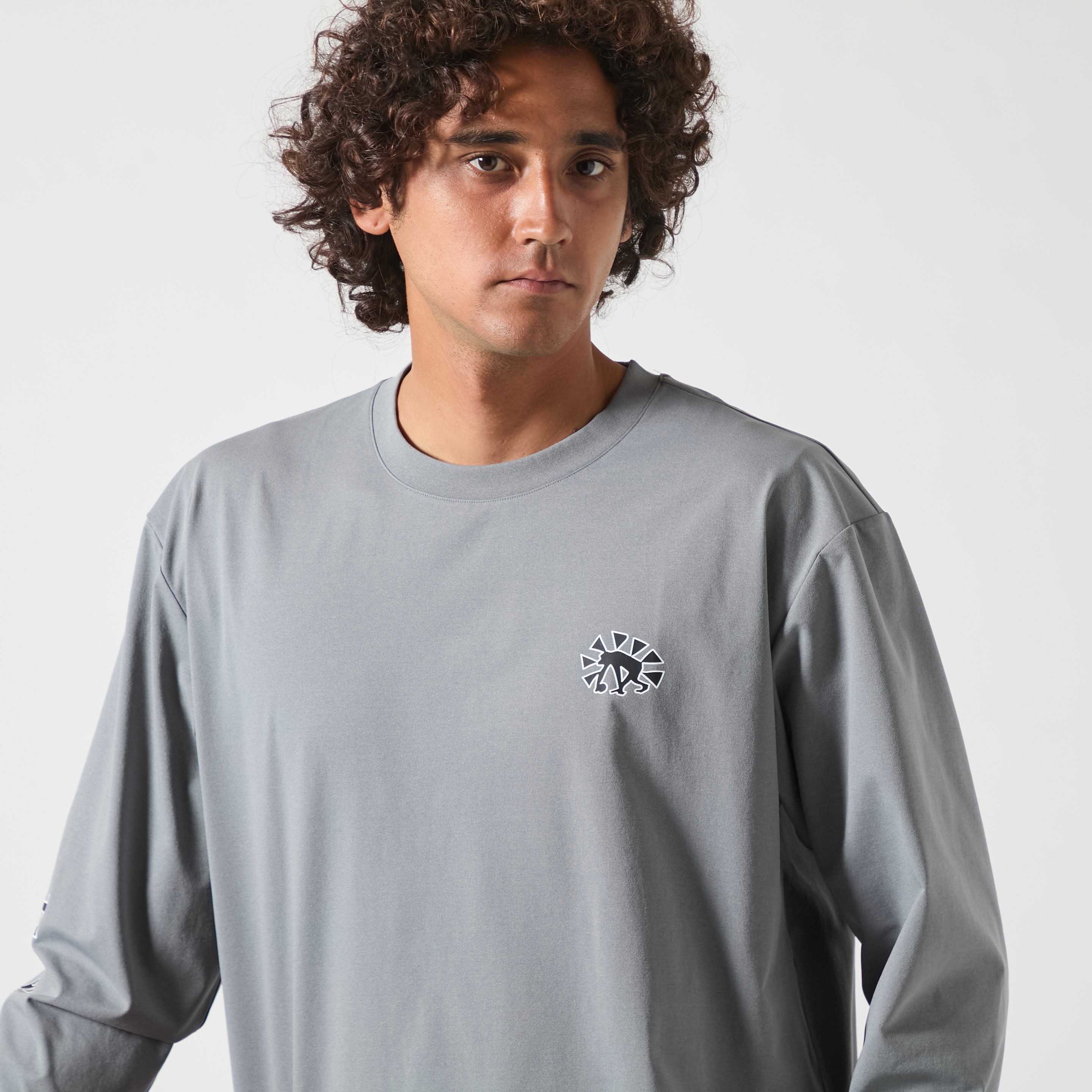 BIGシルエット アップビート ロングスリーブTシャツ – EGOZARU ONLINE