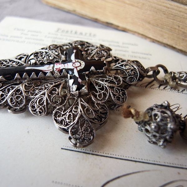 十字架（銀線細工） - Eggplant