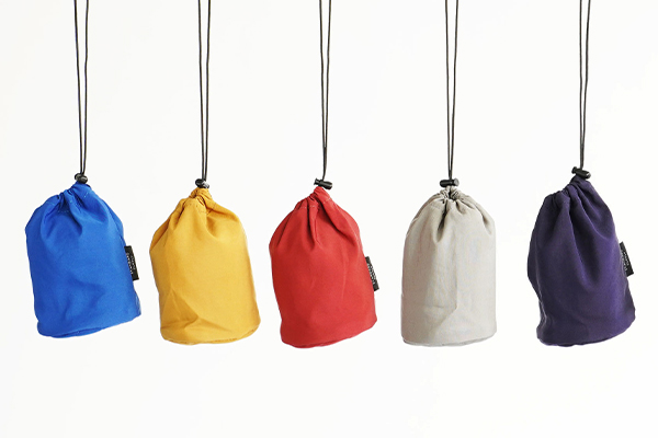 特集／DRAW STRING POUCH「そばに置きたい巾着」 | evergreen works