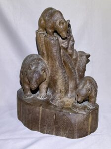 弊社所蔵作品紹介④平塚賢智（ケンチ）作 旭川系木彫り熊販売｜掛け軸