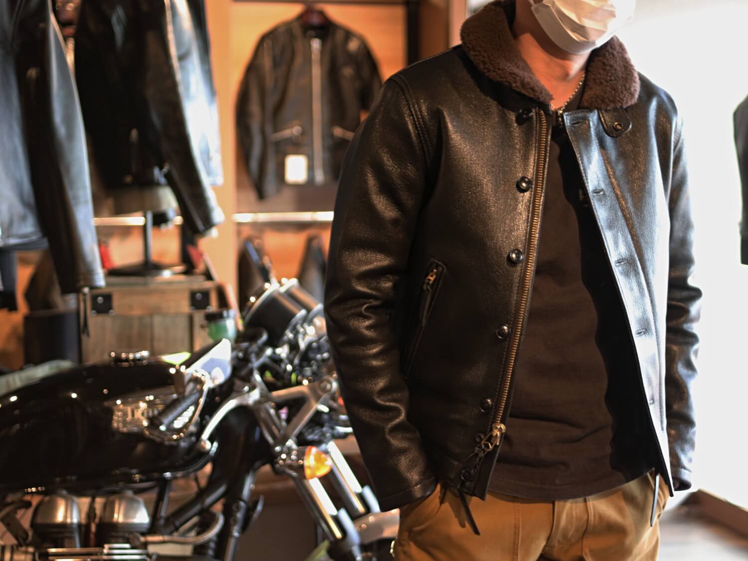 The N-1 deck jacket is also made of special leather.