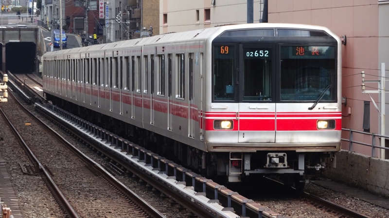 東京メトロ丸ノ内線東京メトロ02系-日本駅巡り紀行