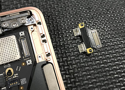 MacBook Air 2018 A1932の充電ができない、電源が入らない修理 | 液晶