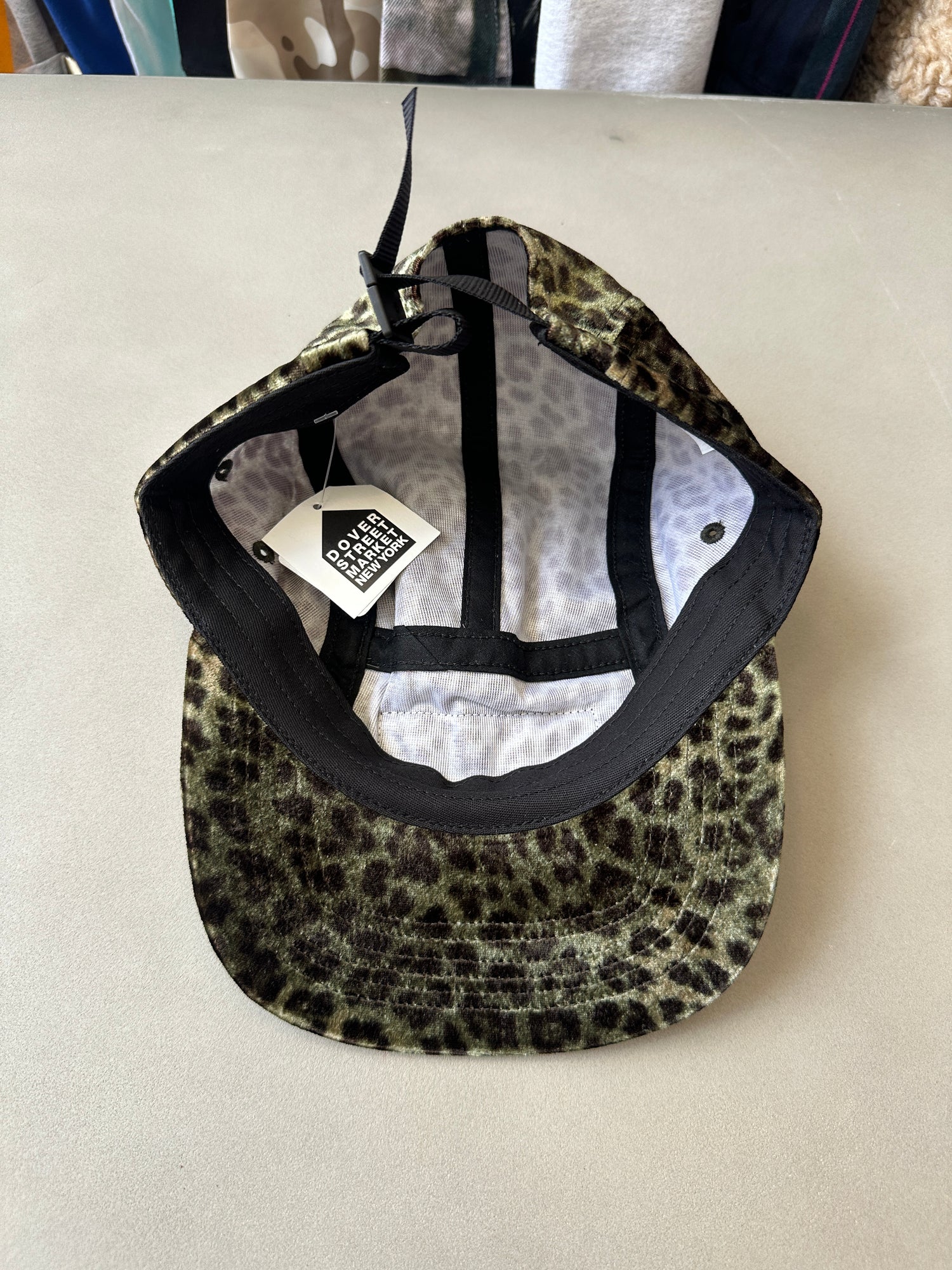 Supreme - Leopard Velvet Box Logo Hat (Olive) – eluXive