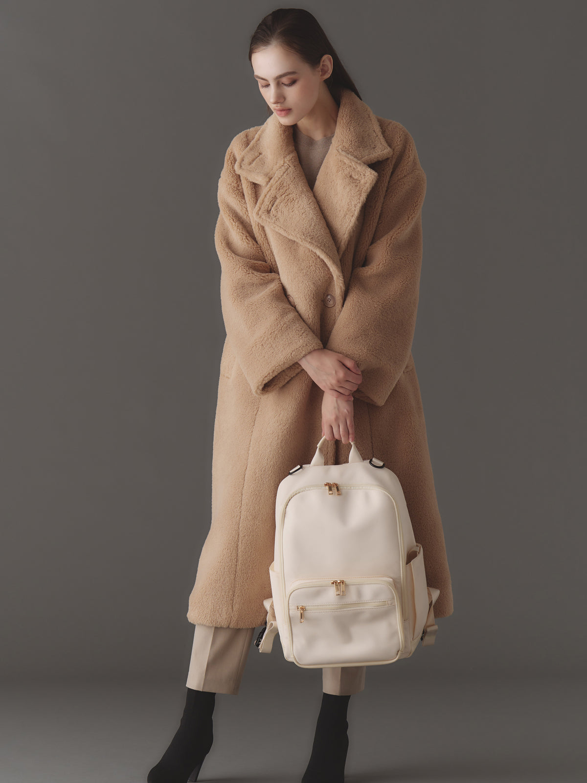 Elegant Backpack | エミリアウィズ 公式オンラインストア