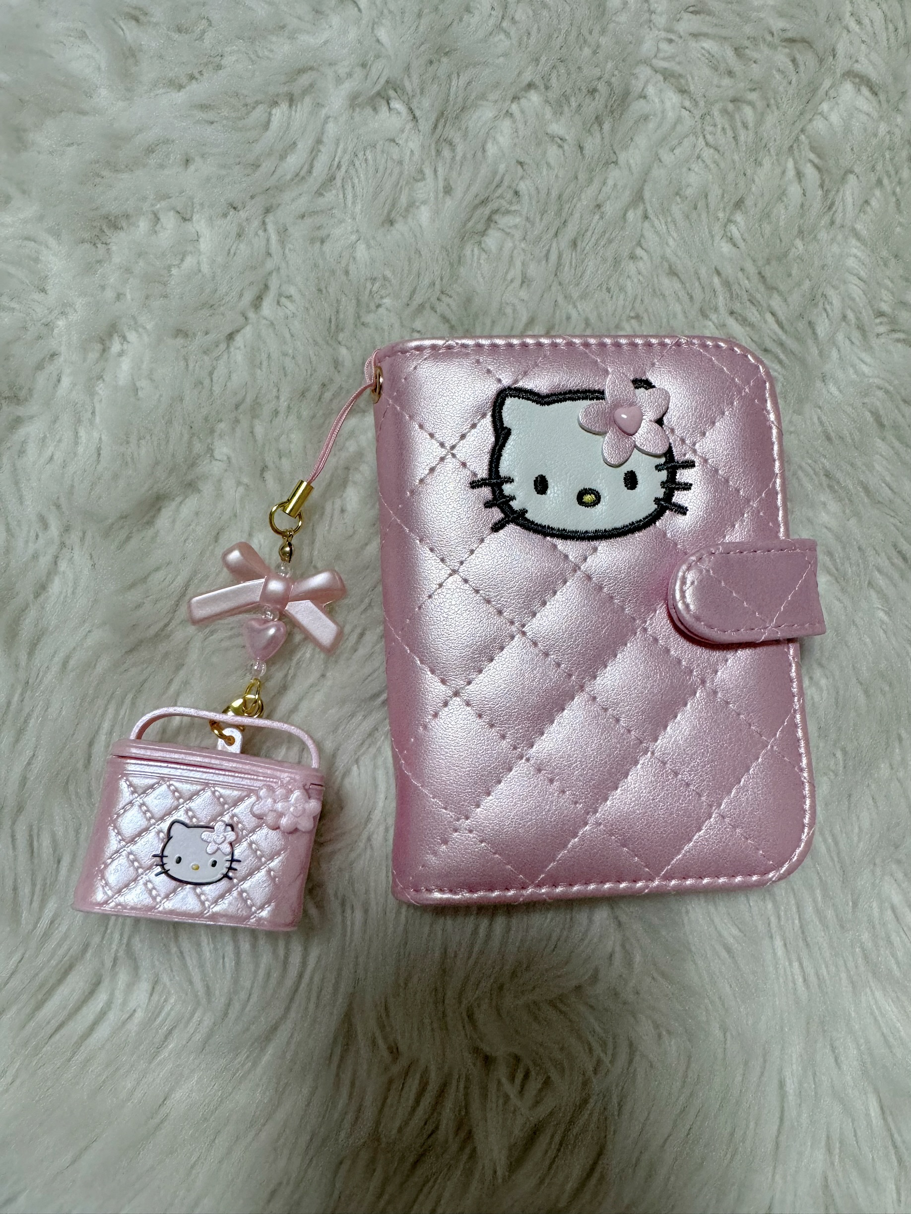 懐かしのリバイバルキティ】ハローキティ シークレットストラップ