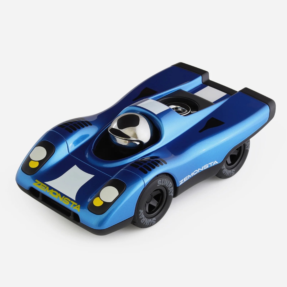 Playforever特設ページ 大人も子供も心踊る相棒 | ENGAGING TOYS