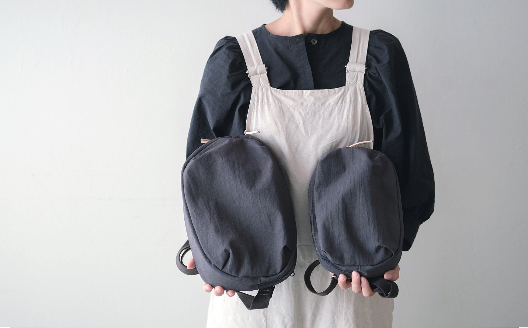 身軽でいたいときにぴったりのボディバッグ – Envelope - エンベロープ