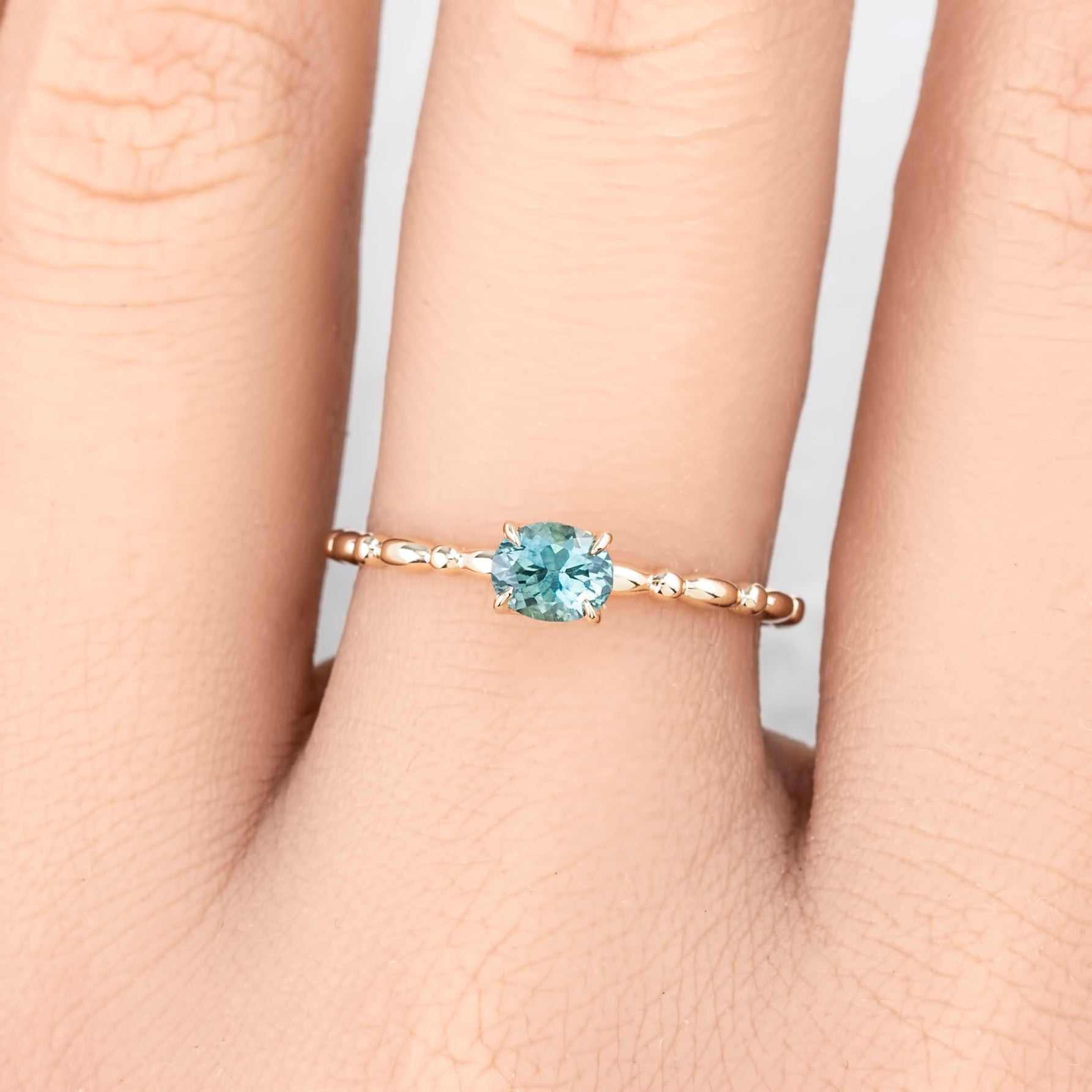 0.45ct Light Green Montana Sapphire 14k Gold | Candy Ring – Envero