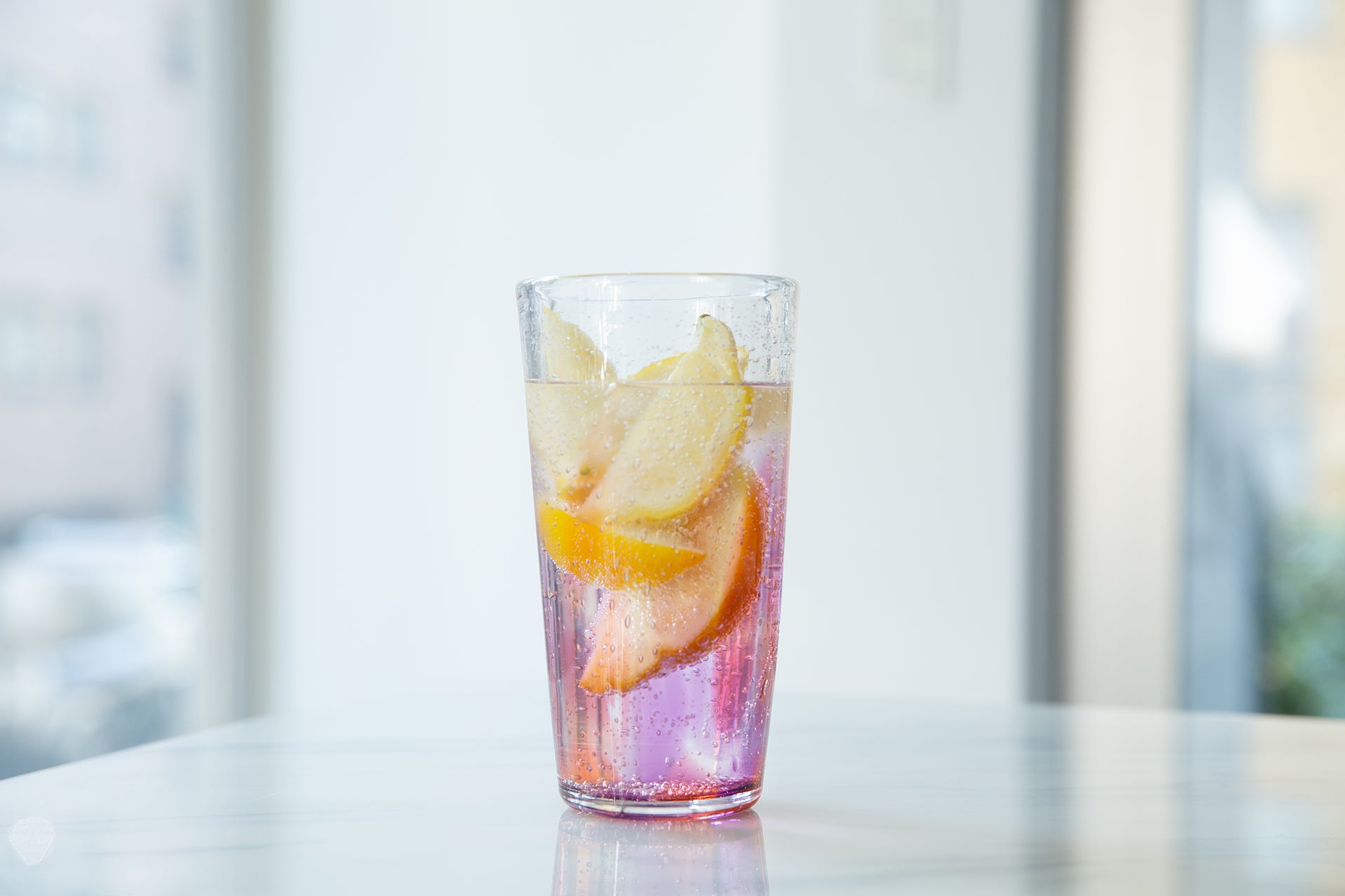 瀬戸内レモンサワーinステンドグラス – HARMONIA