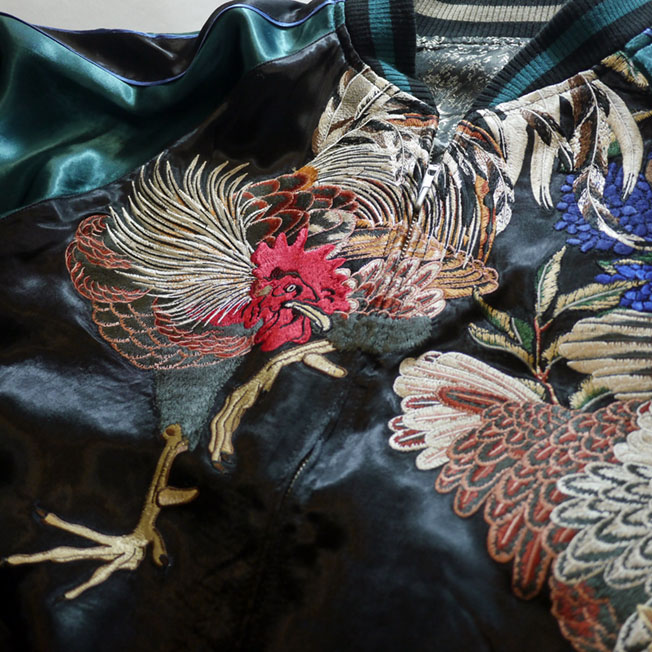 花旅楽団 [鶏と紫陽花] リバーシブルスカジャン ブラック／ブルー