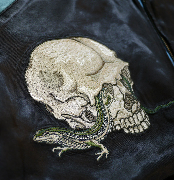 花旅楽団 [ 彼岸花と髑髏 ] 刺繍 リバーシブルスカジャン SSJ-524