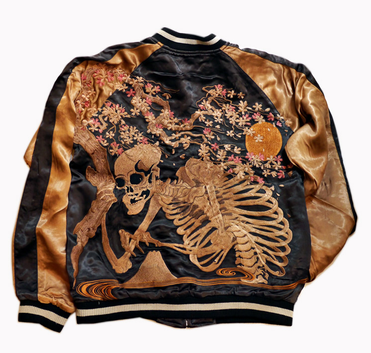 再入荷 花旅楽団 がしゃ髑髏 / 抱き着き髑髏 ] リバーシブル刺繍