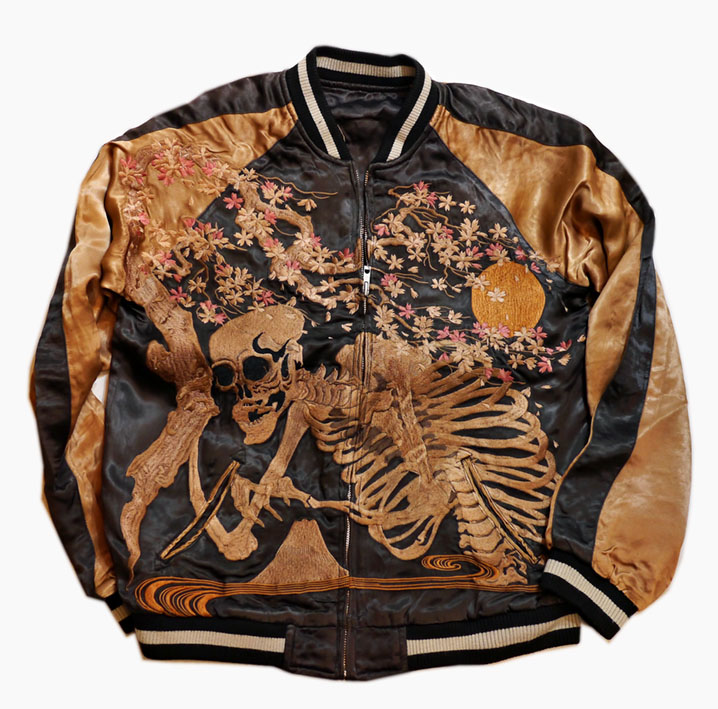 再入荷 花旅楽団 がしゃ髑髏 / 抱き着き髑髏 ] リバーシブル刺繍