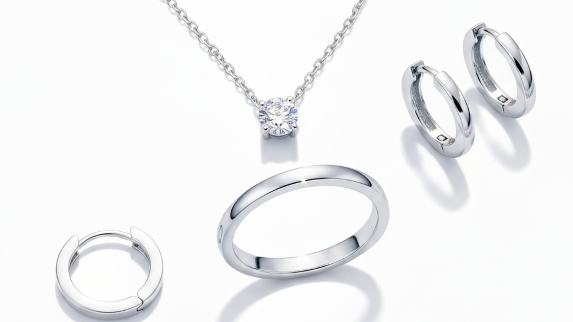 K14WGとは？素材の特徴・メリット・デメリット・価値を解説！ | ESTIME