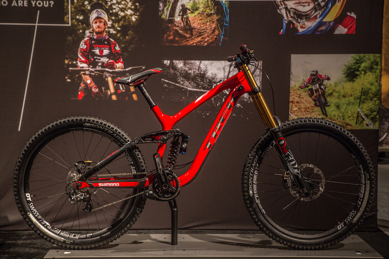 First Look: Trek's New Carbon Slash, 27.5 Session DH Bike, and 26