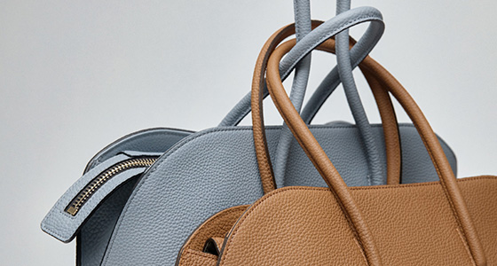 シキ 両面名刺入れ レビュー | Epoi Online Store