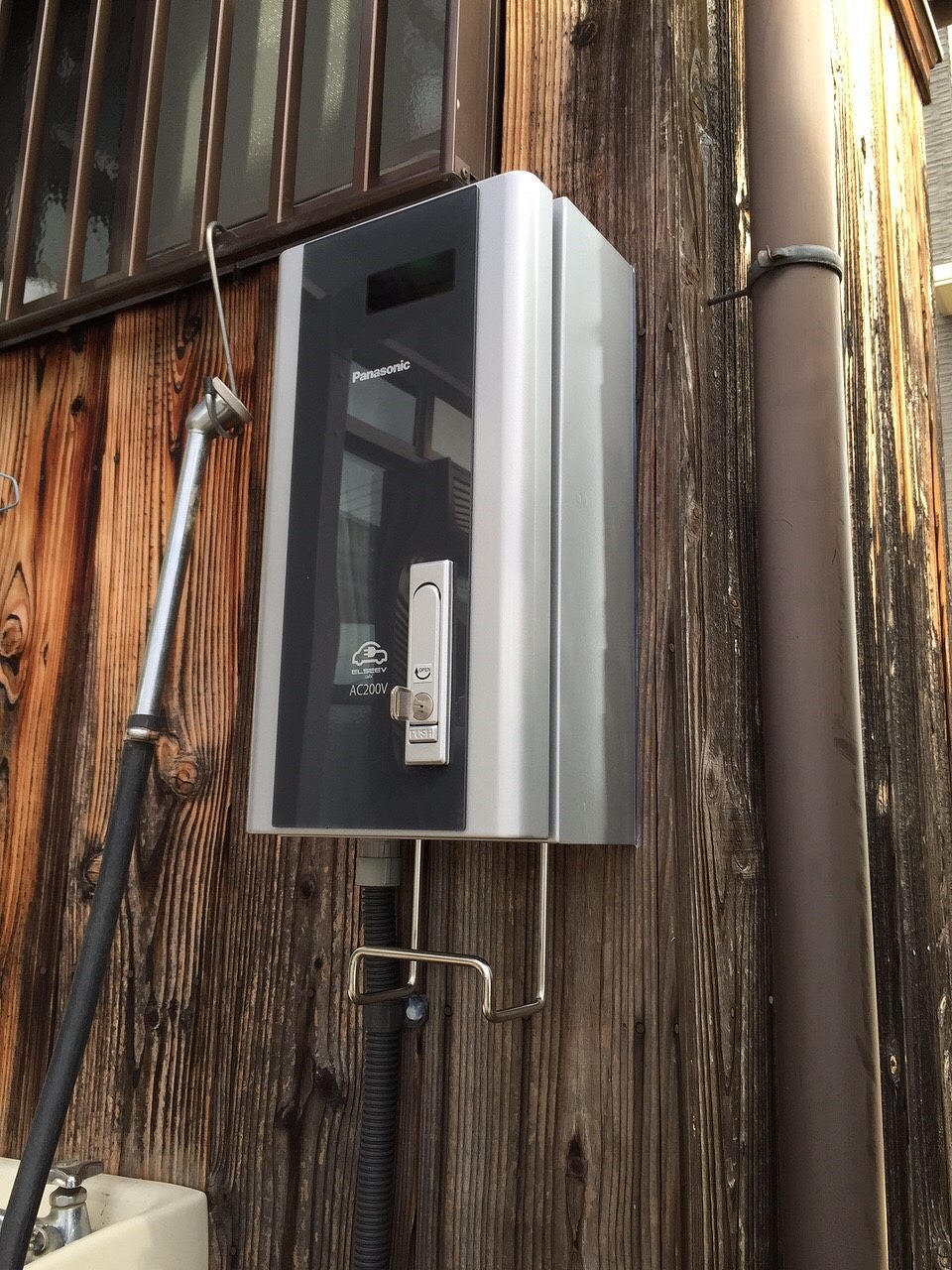 EV・PHV用充電コンセント「BPE021」設置工事