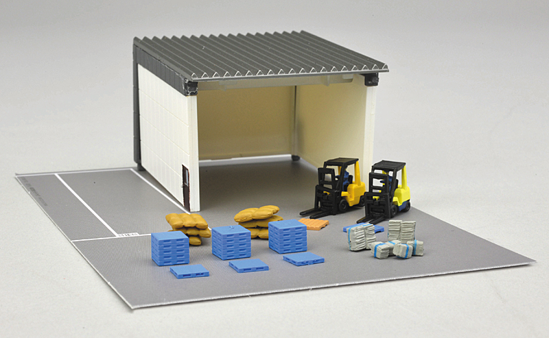 はたらくのりもの百景 001 暮らしを支える物流現場 – 新製品紹介