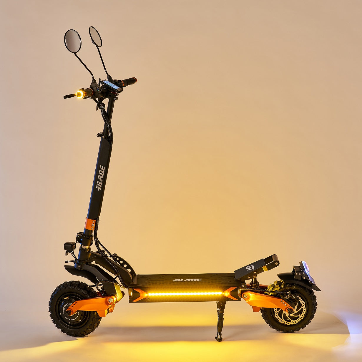 スーパーセール【30%OFF】BLADE MINI 電動キックボード 500W（公道走行