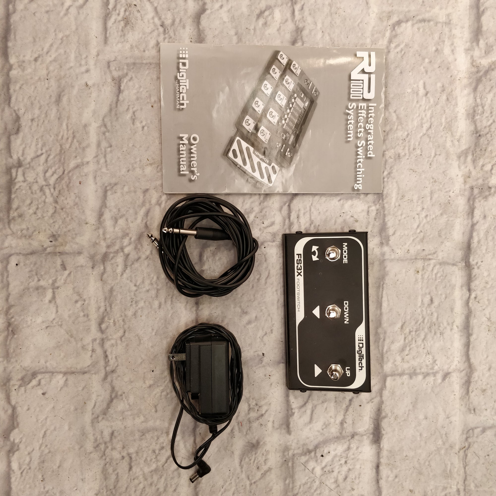 DigiTech RP1000 Integrated Effects Switching System - Evolution Music